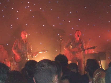 GirlsInHawaii_AngeloMai